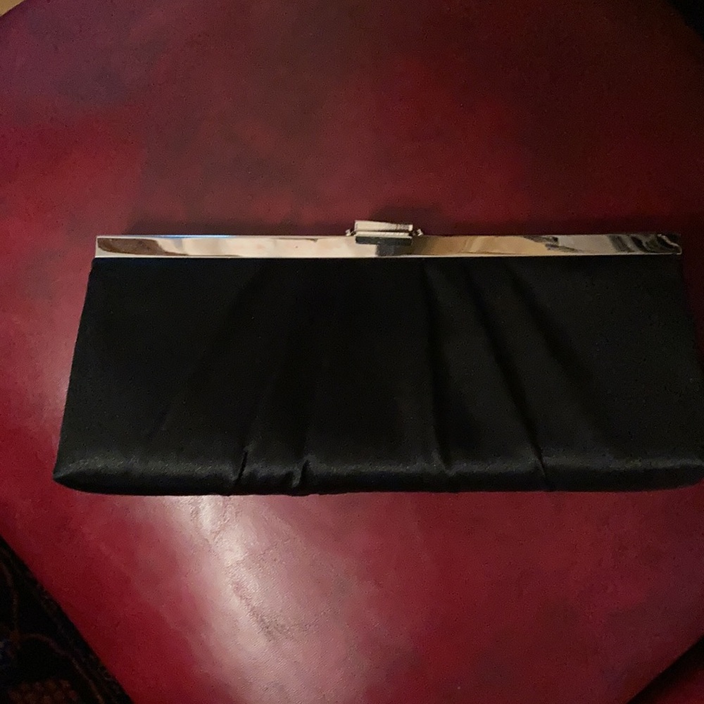 3 piece lot of vintage evening bags! 1 is NWT - the others are excellent too’ - Picture 10 of 11